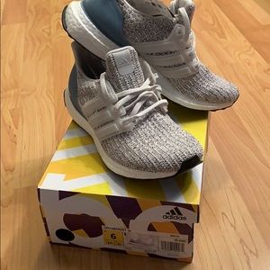 New in box women’s adidas ultra boost size 6